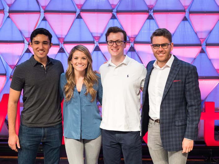 Team Klarity at MIT delta v Demo Day (C) Justin Knight
