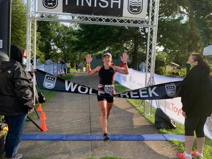 first female to finish the race