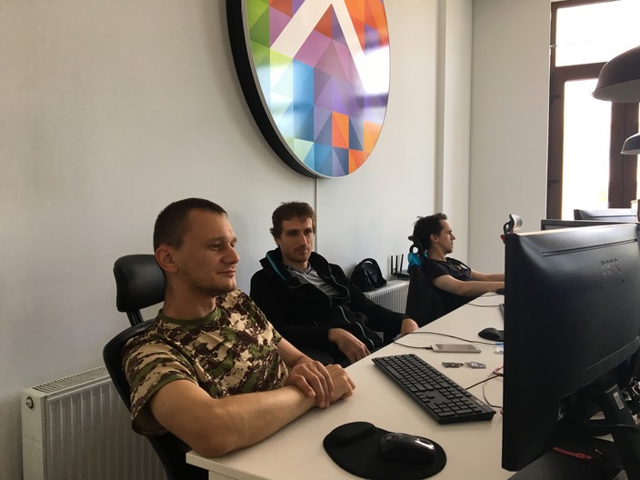 © 2017 - Team Extension - Senior iOS Programmers at work - Bucharest, Romania