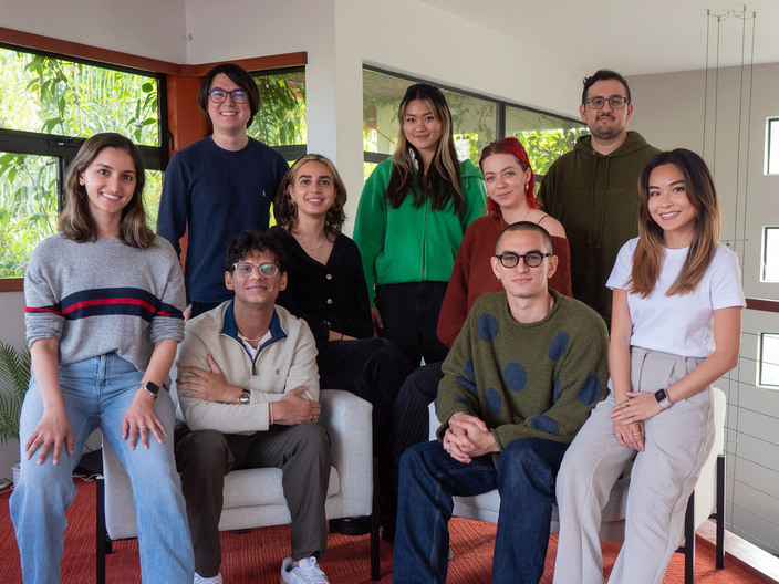 Slingshot's full team