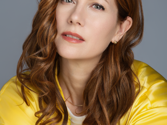 Anina Net Actress Headshot
